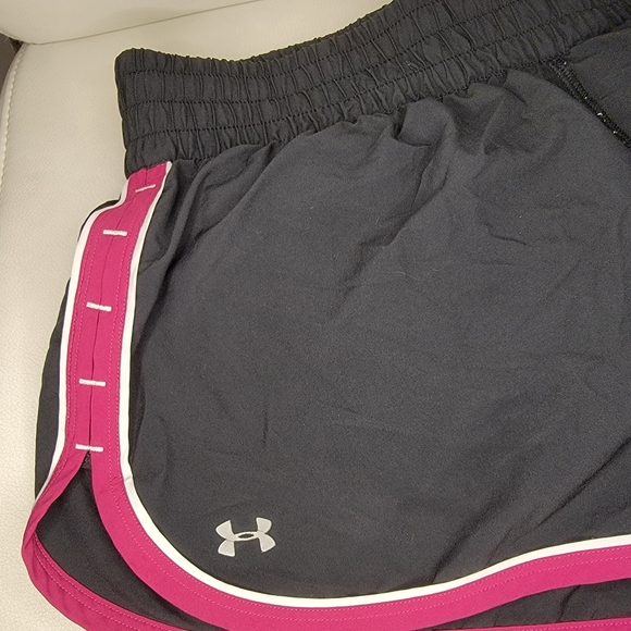 Under Armour shorts - Picture 4 of 4